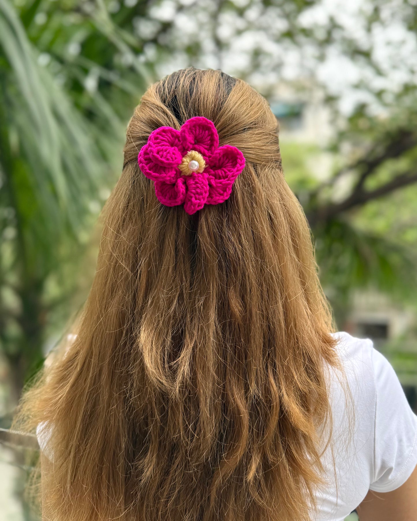 ROSE CROCHET BOW