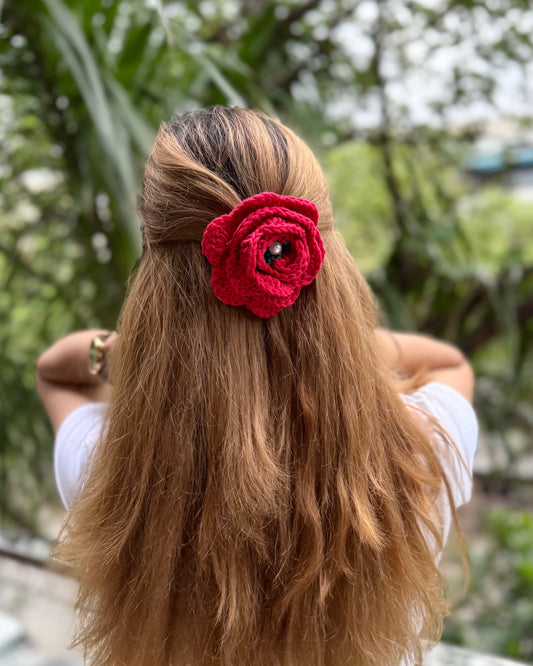 ROSE CROCHET BOW