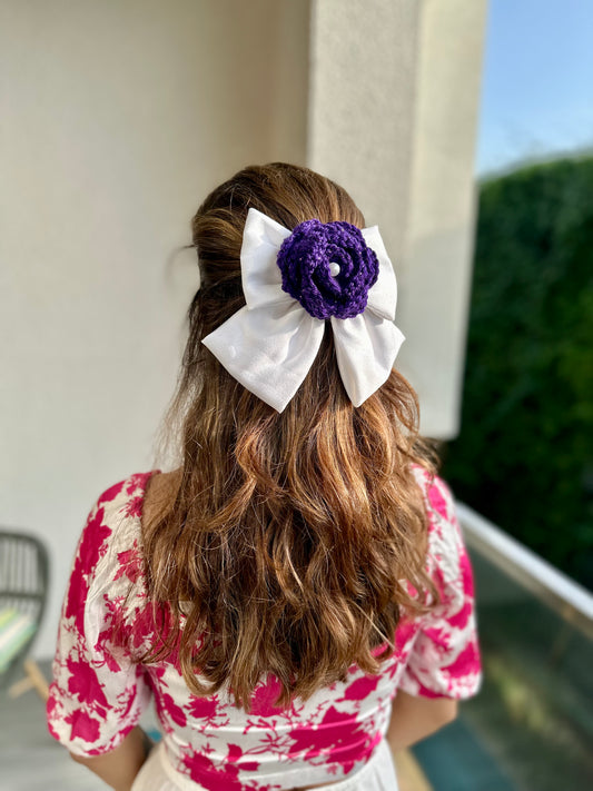 CROCUS PIGTAIL BOW