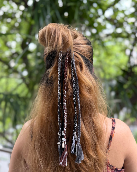ASH HAIRTIE