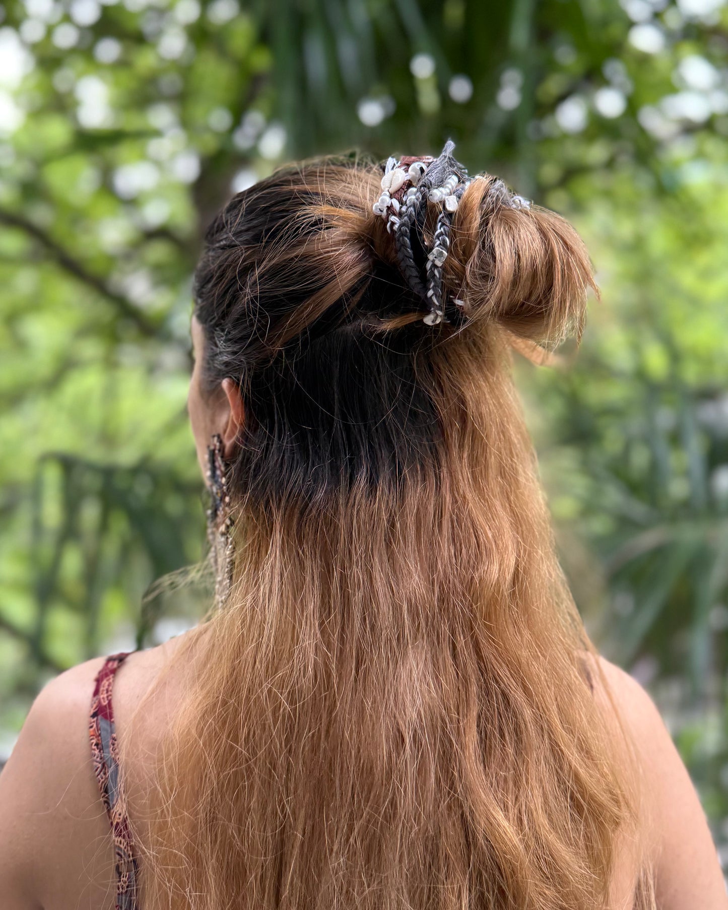 ASH HAIRTIE