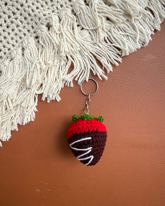 STRAWBERRY KEYCHAIN