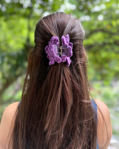 IRIS HAIR CLAW