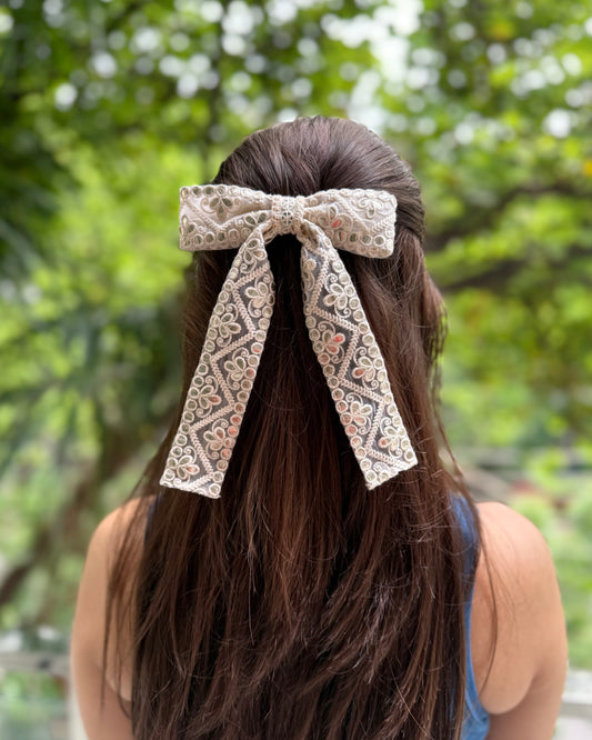 JASMINE PIGTAIL BOW