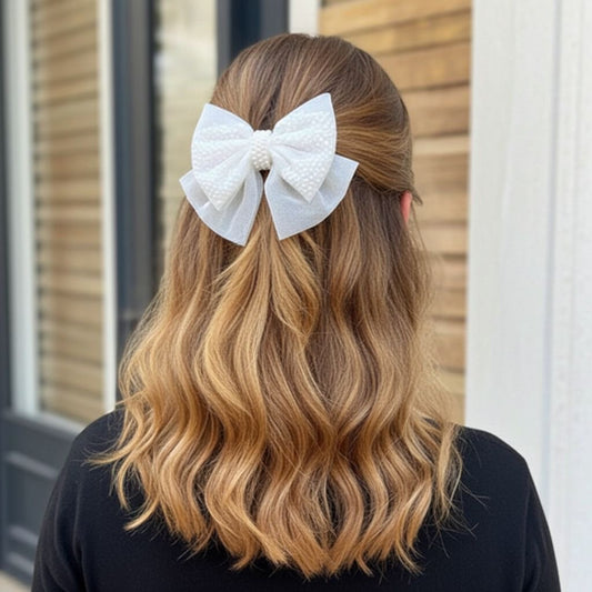 WHITE PEARL PIGTAIL BOW